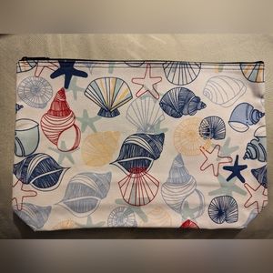 Thirty-One Seashell Zipper Pouch